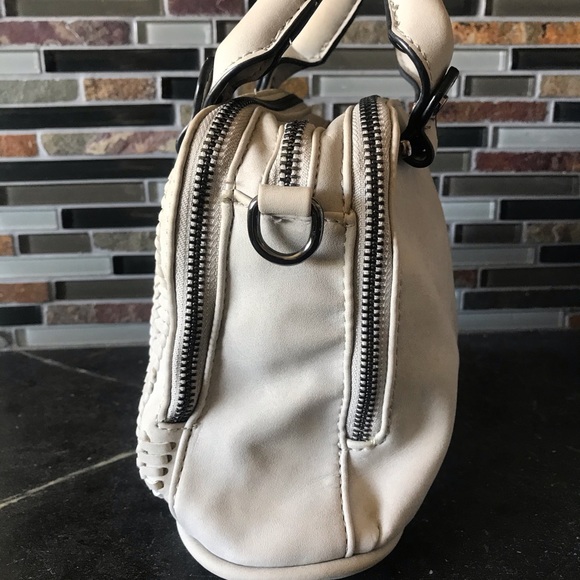 Handbag - Picture 4 of 7